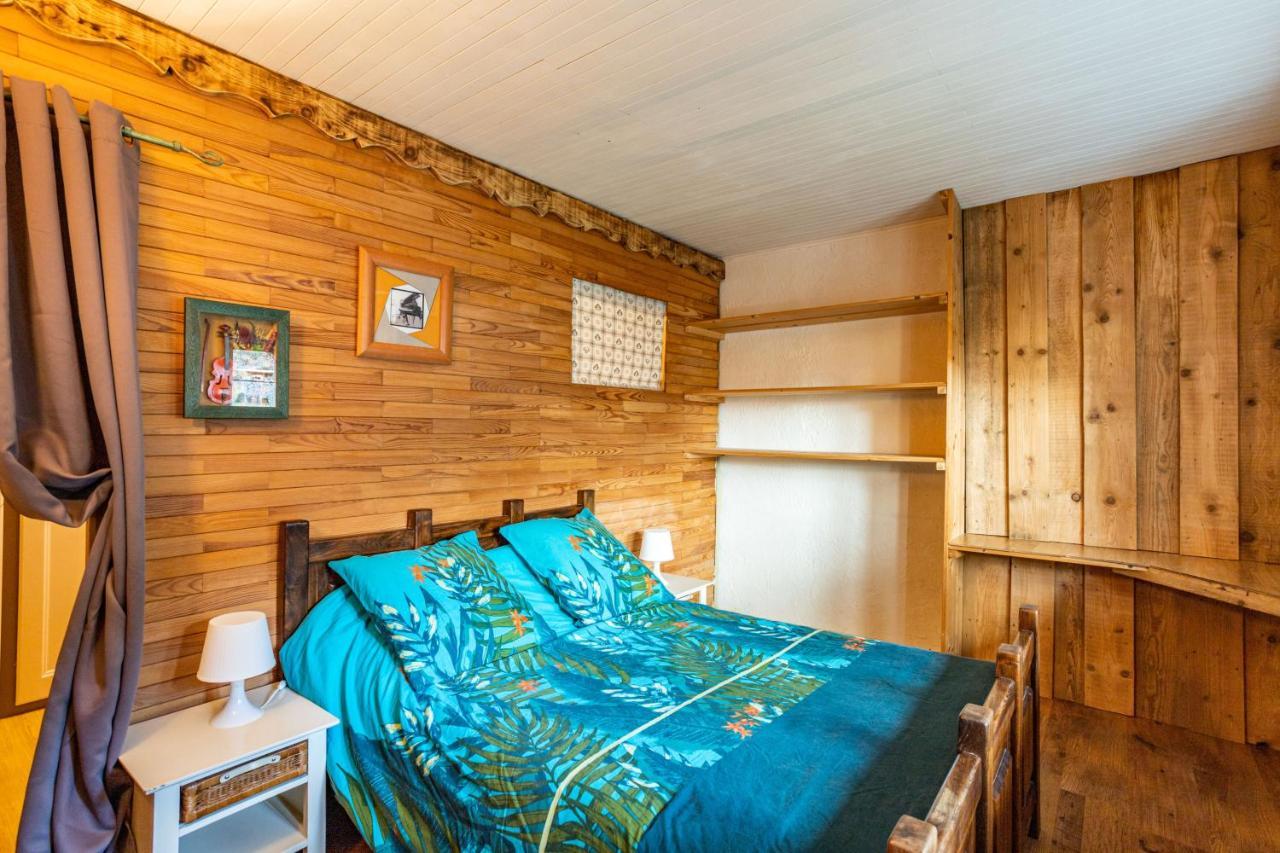 Aux Bois Dhermy Marnaz Extérieur photo